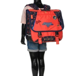Cartable Wonder Woman Believe 38 Cm 25 Cartable Wonder Woman Believe 38 Cm -Promos Voyage Sac Boutique cartables scolaires dessins animes 786998z